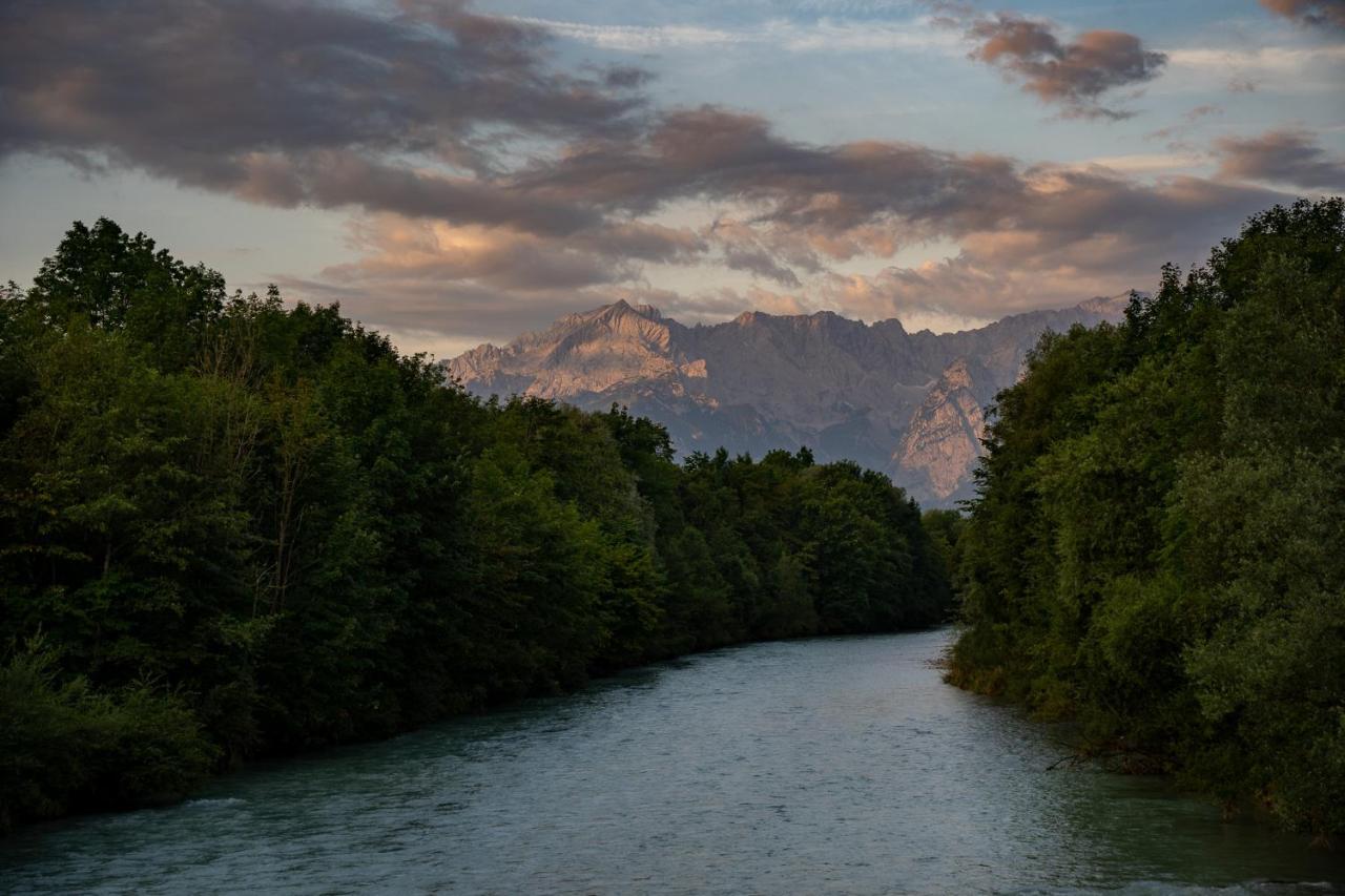 Das Bergquartier - Ferienwohnung Zugspitze Oberau  Extérieur photo